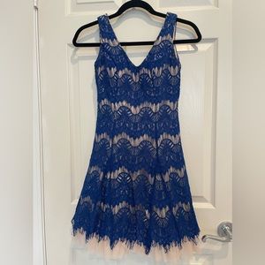 Women’s Blue Lace Dress